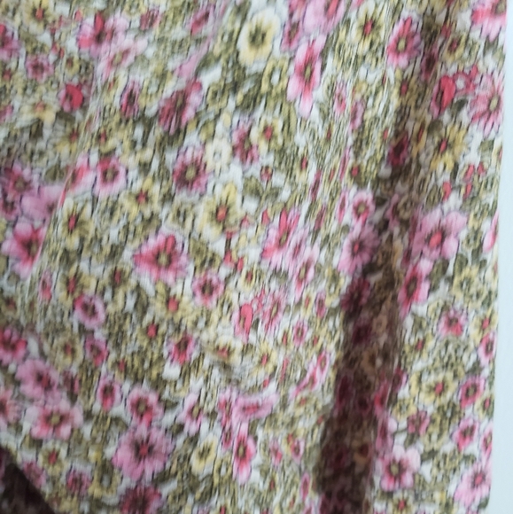 Floral crop top - Picture 4 of 4